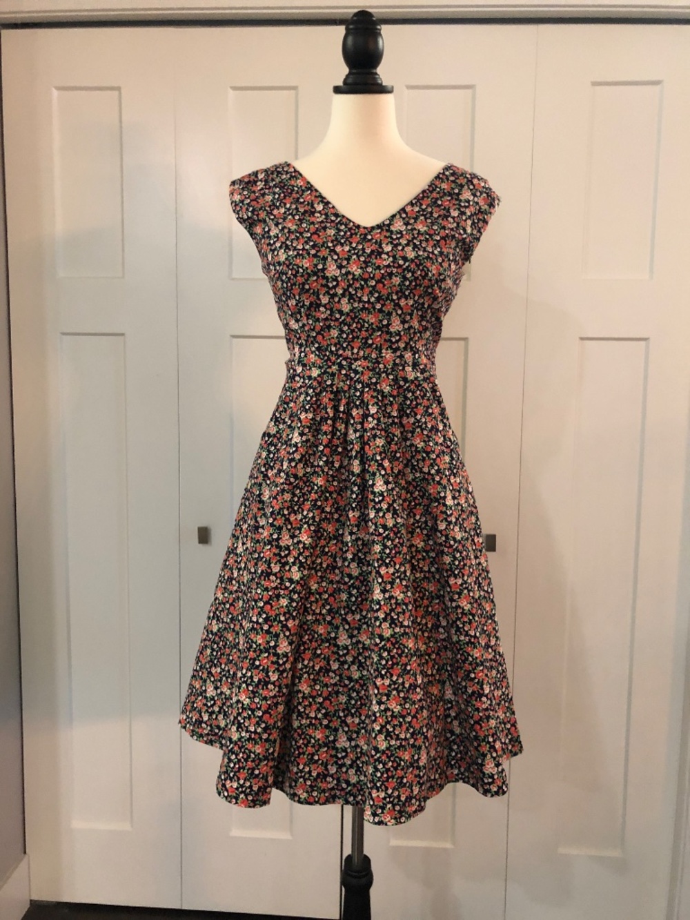 Lindy Bop Navy Ditsy Dress - Picture 4 of 7